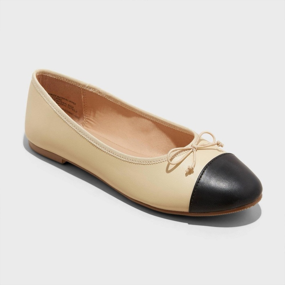 A New Day Women Janie Ballet Flats with a beige body and a black cap toe size 7